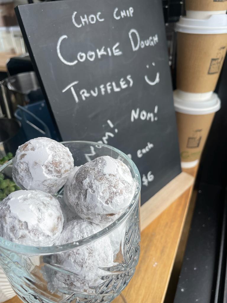 Fly Thru Cafe (@ The Smokin’ Goose)