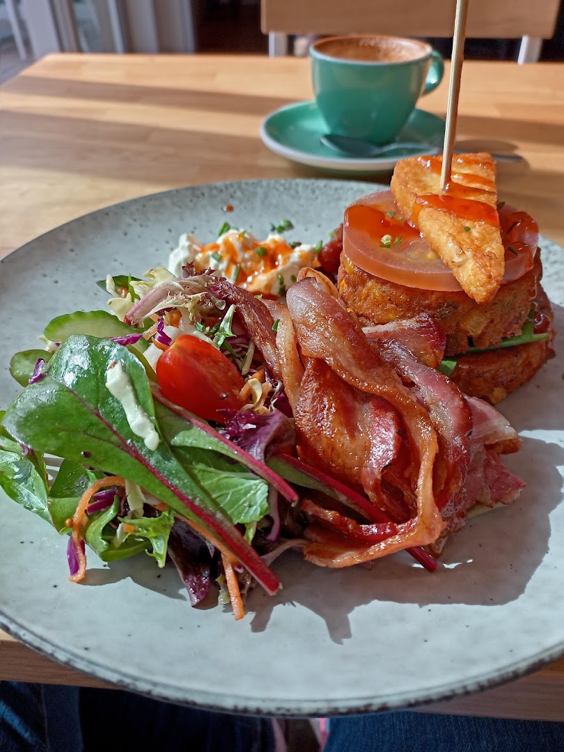 Tay Street Beach Cafe