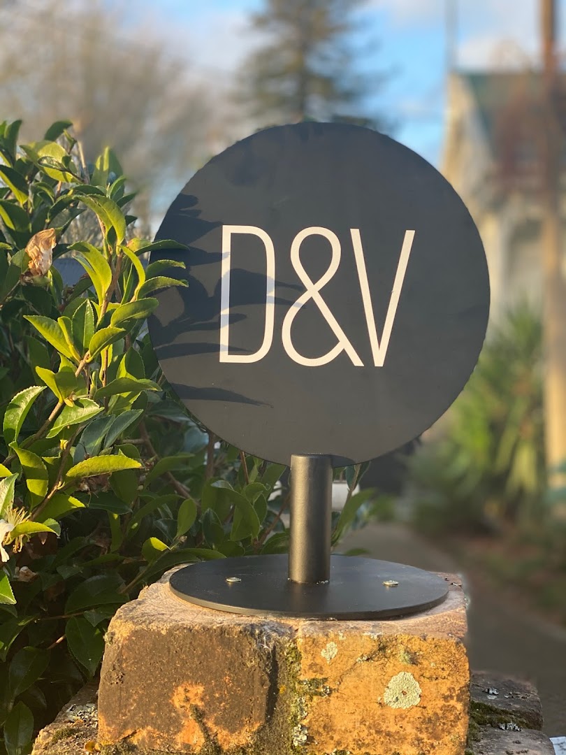Devereux & Villiger
