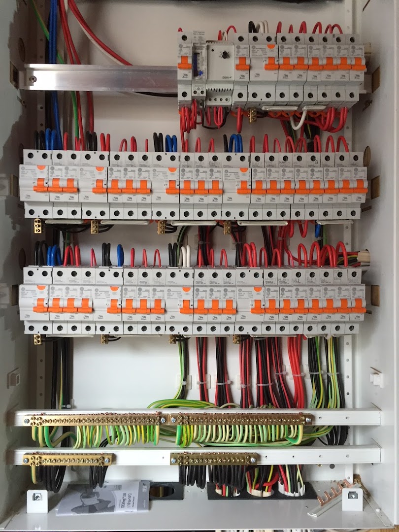Elec-Tech Electrical Services | Queenstown Electricians