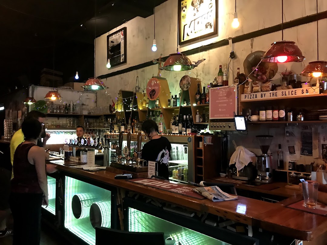 Moon Pizza Music and Beer Bar