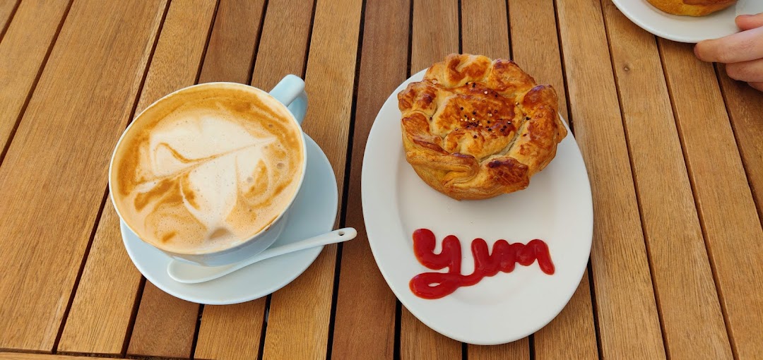 Ripples Cafe on the Marina