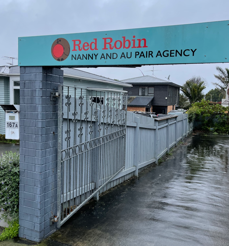 Red Robin Nanny Agency