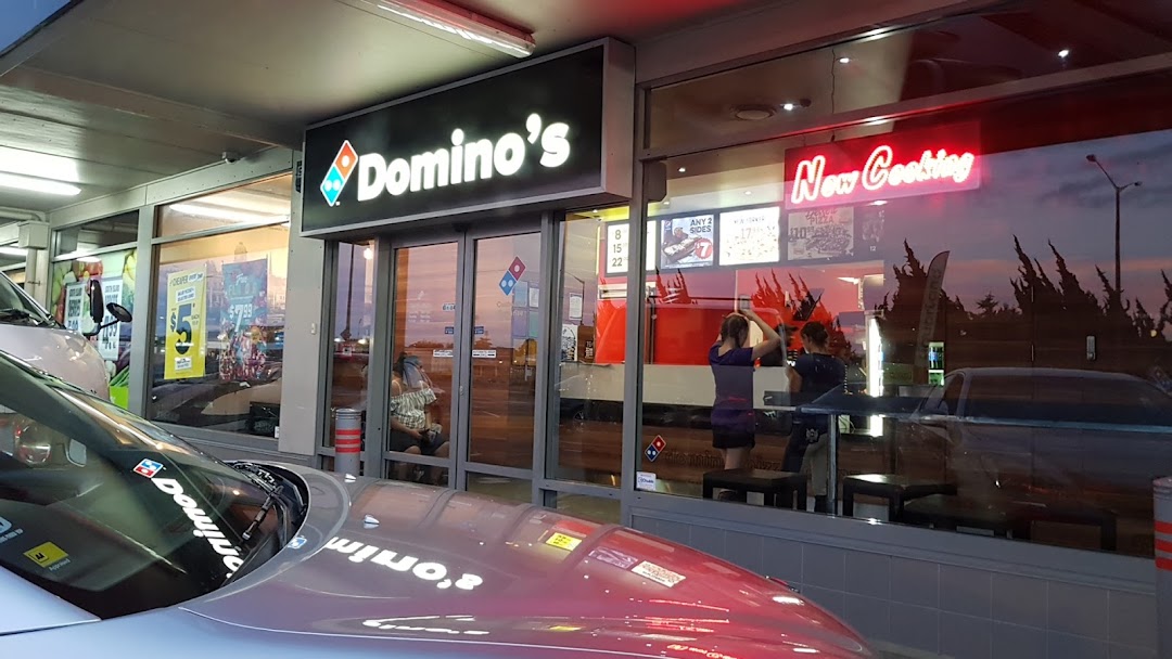 Domino’s Pizza Pioneer Highway