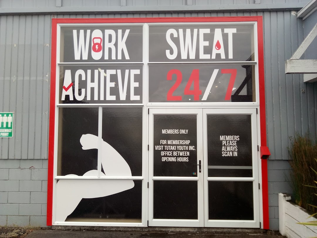 Lions Den Gym & Fitness Centre