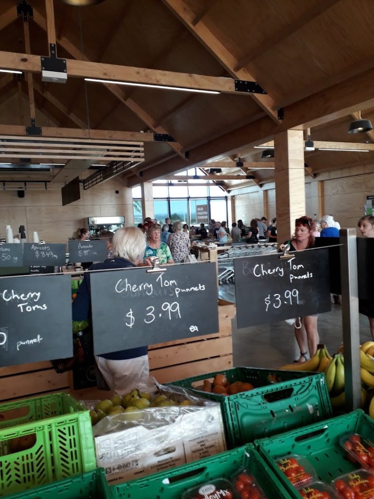 Connings Food Market