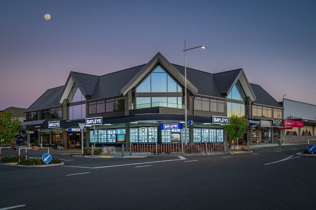 Clare and Grant Bayley – Bayleys Real Estate Taupo