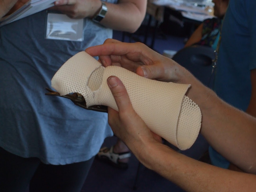 In Touch Hand Therapy