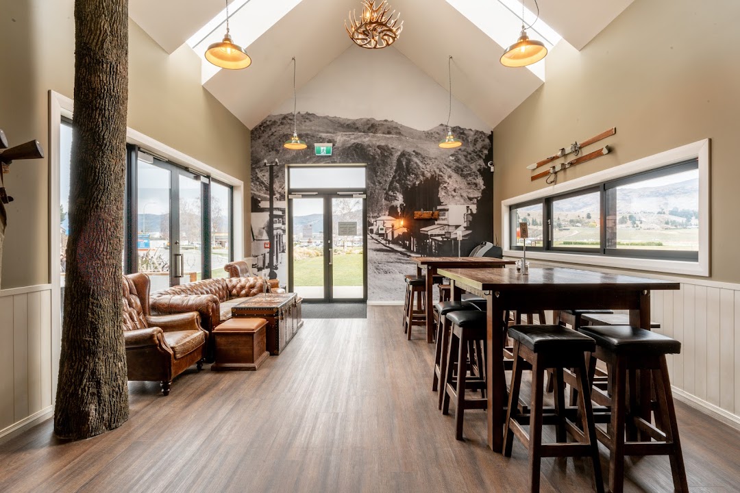 Five Stags Bar & Restaurant
