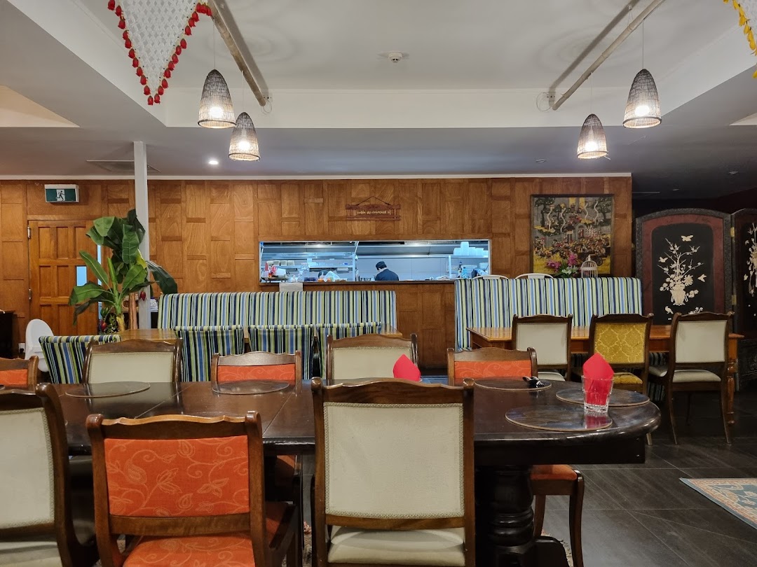 Tuk Tuk Thai Kitchen Restaurant & Takeaways