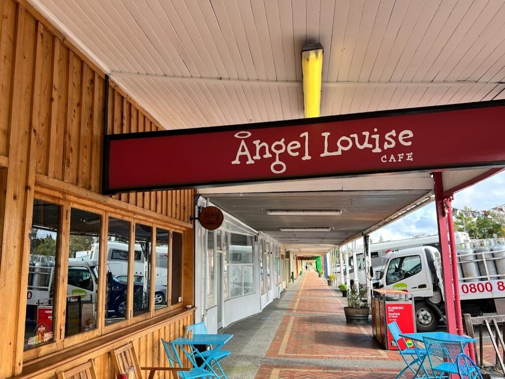 Angel Louise Cafe